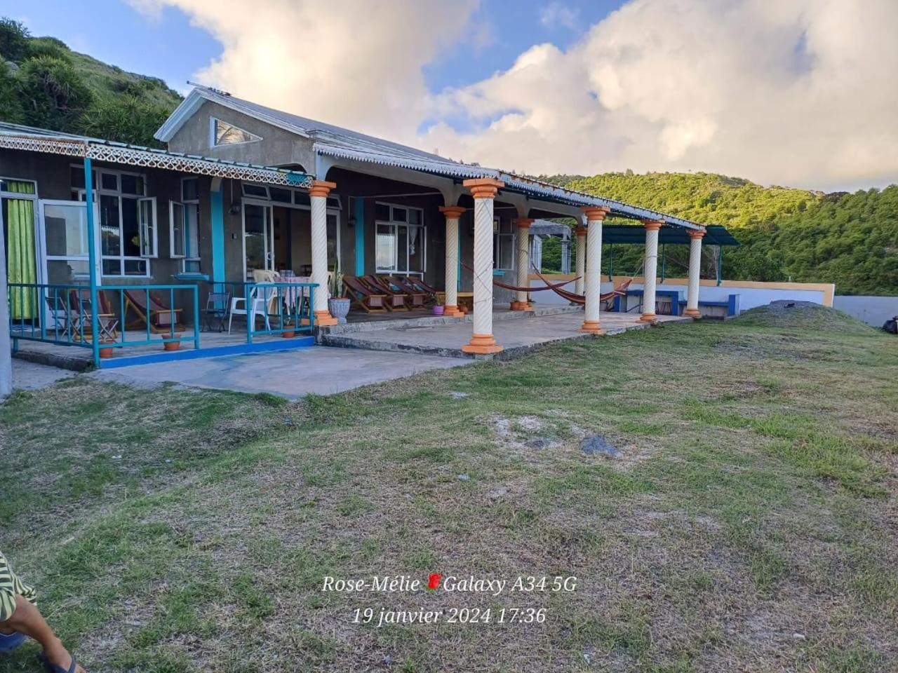 Villa Chez Tonio Magic Ocean View à Port South East Extérieur photo