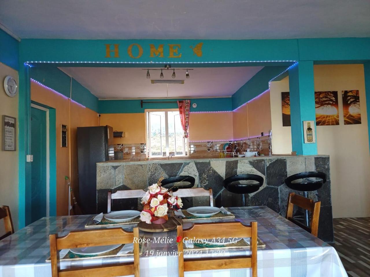 Villa Chez Tonio Magic Ocean View à Port South East Extérieur photo