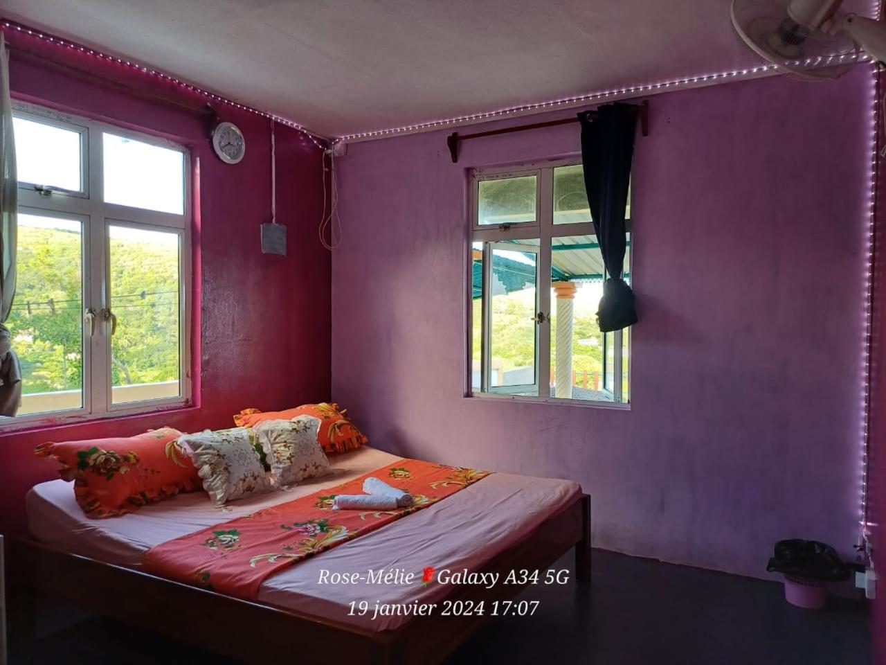 Villa Chez Tonio Magic Ocean View à Port South East Extérieur photo