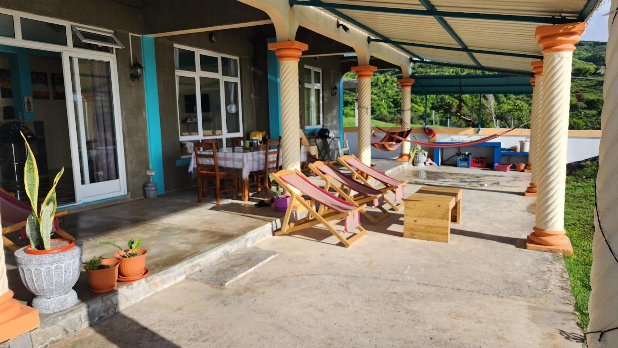 Villa Chez Tonio Magic Ocean View à Port South East Extérieur photo